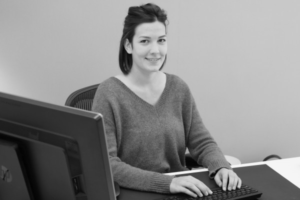 Dr. Karlijn Kenis